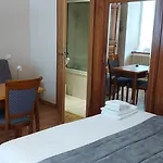 La Montagne Fleurie Otel 3*