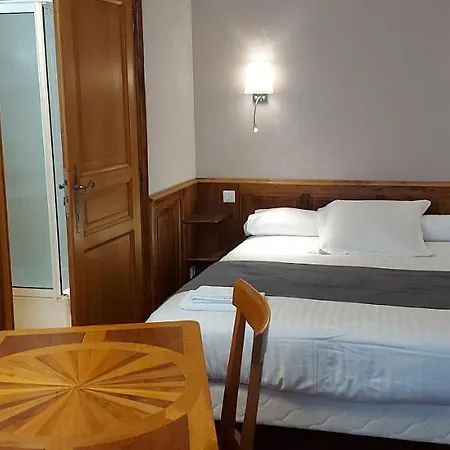 La Montagne Fleurie Otel